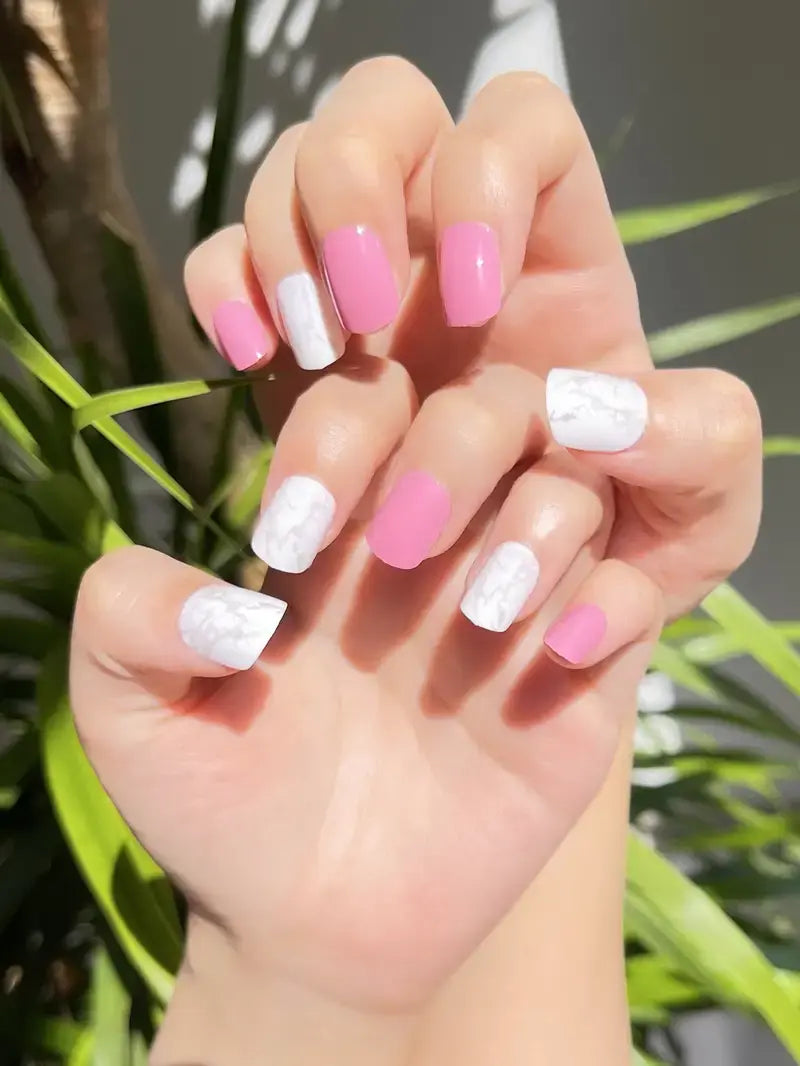 Uñas postizas